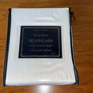 NWT Royal Satin Pillowcases Luxury Fine Linens